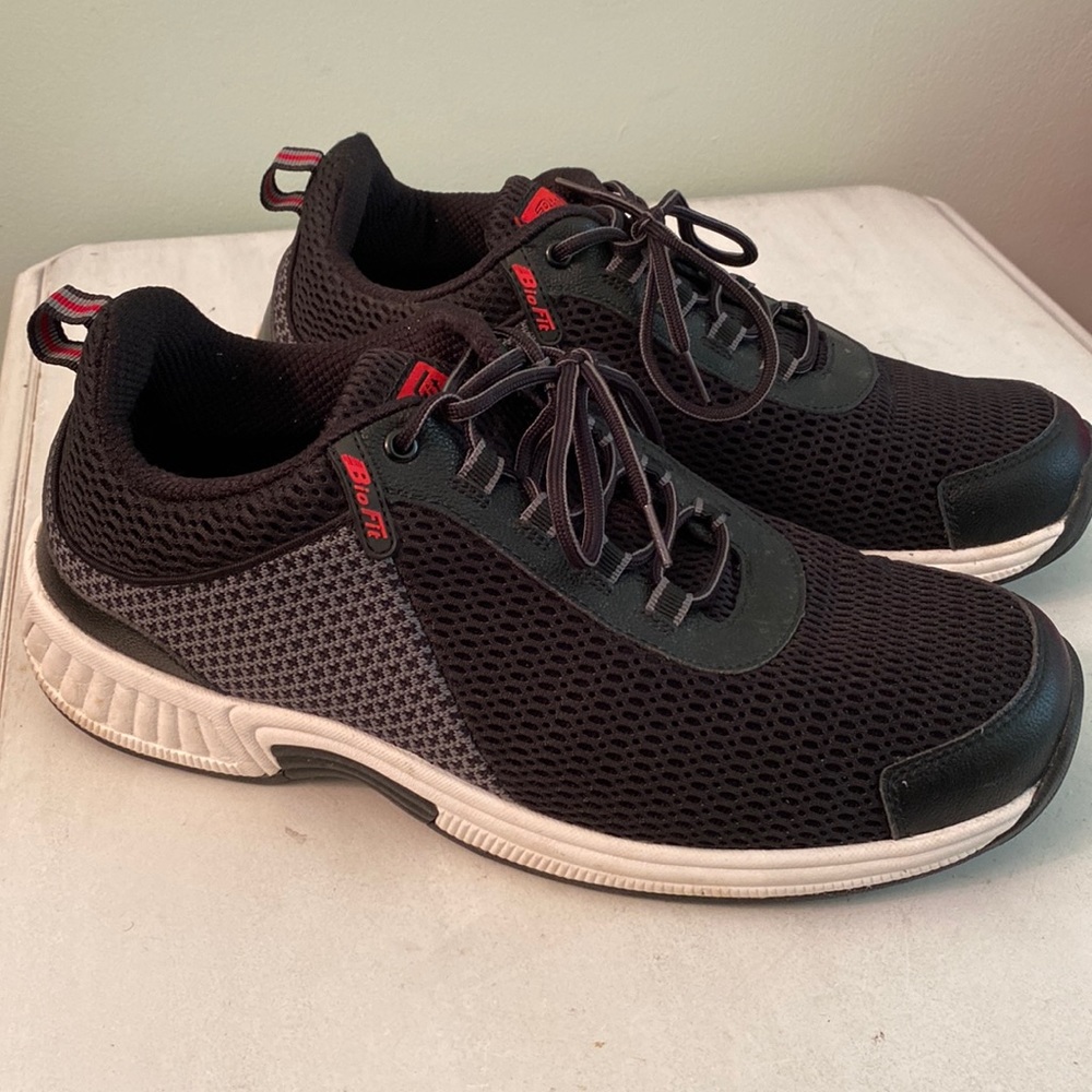 BioFit  black/ grey. shoes
